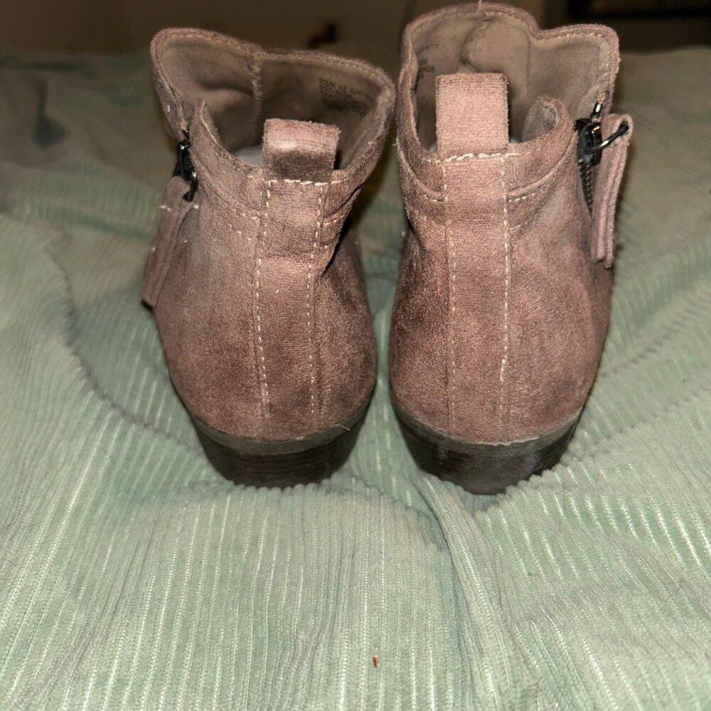 Booties - Picture 4 of 5